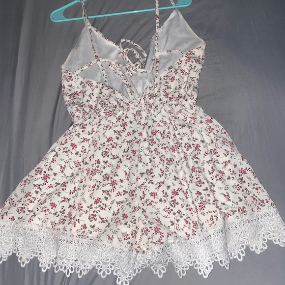 Romper - Picture 5 of 5